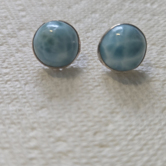 Genuine and Natural Caribbean Blue Larimar Mexico 925 MS-146 Taxco 8mm Studs - Picture 3 of 5